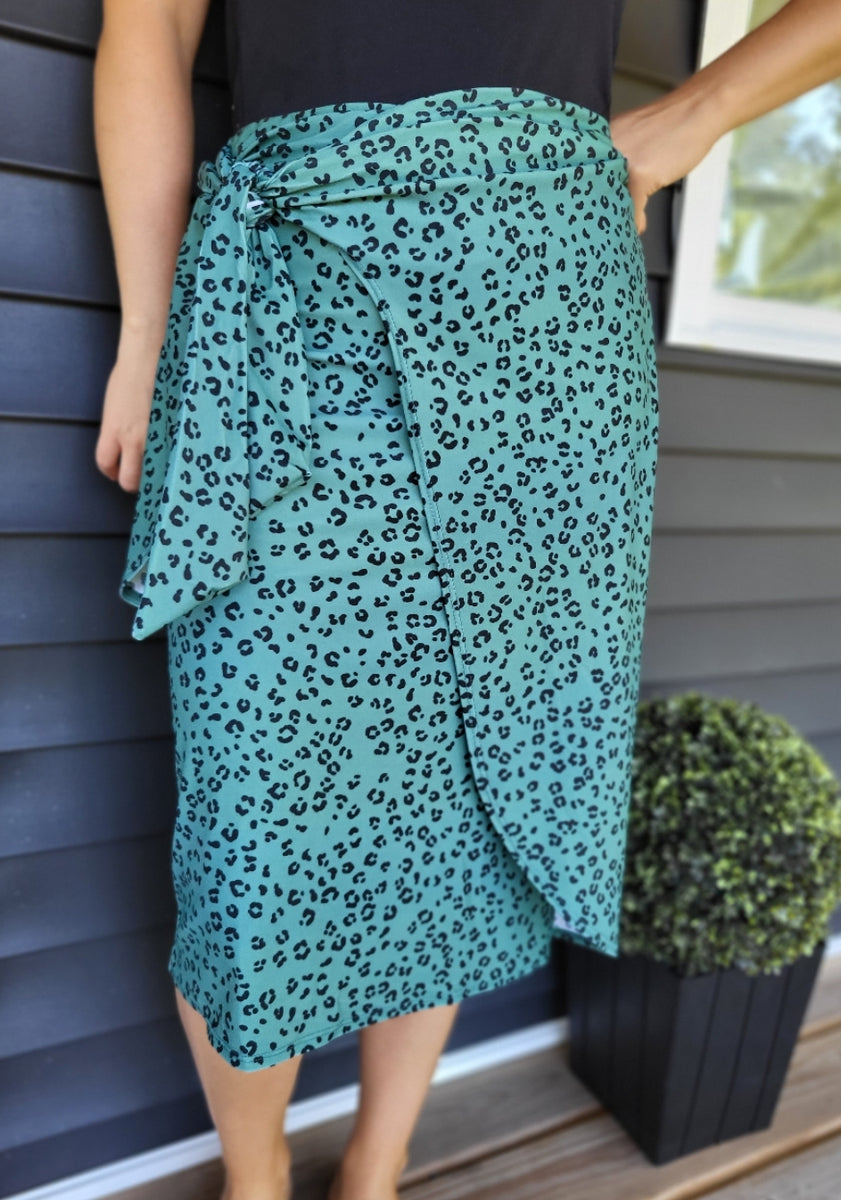 Green leopard outlet wrap skirt