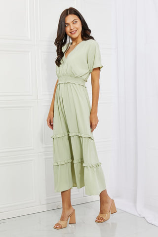 Size Large Kimono Sleeve Maxi Dress in Honeydew