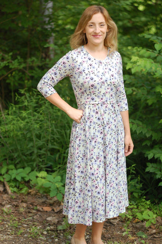 Size Small Watercolor Blooms V-Neck Twirl Knee-Length Dress in Mint Green with Short Sleeves