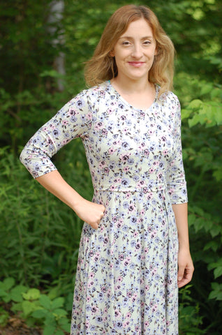 Size Small Watercolor Blooms V-Neck Twirl Knee-Length Dress in Mint Green with Short Sleeves