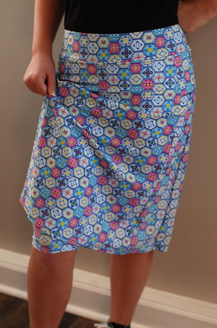 Honeycomb Print Side Pocket A-line Style Athletic & Swim Skirt with Built in Shorts SWIM FABRIC