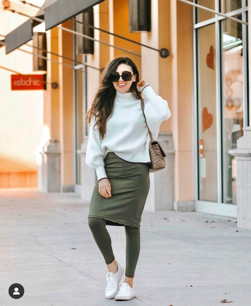 Size Small Olive Green Pencil Style Athletic Skirt with Capri Leggings –  The Skirt Lady