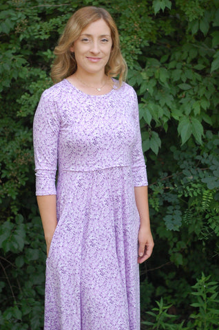 Size Small Lavender Floral Round Neck Nursing Friendly Twirl Dress