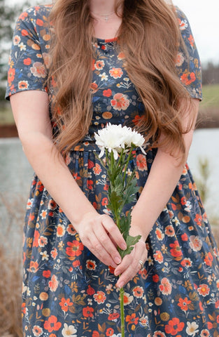 Antique Floral Prarie Style Maxi Dress with Natural Waist Bodice Non-Nursing