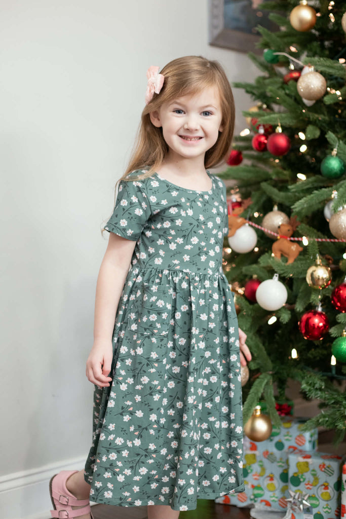 Girls Daisy Blooms Front Pocket Dress